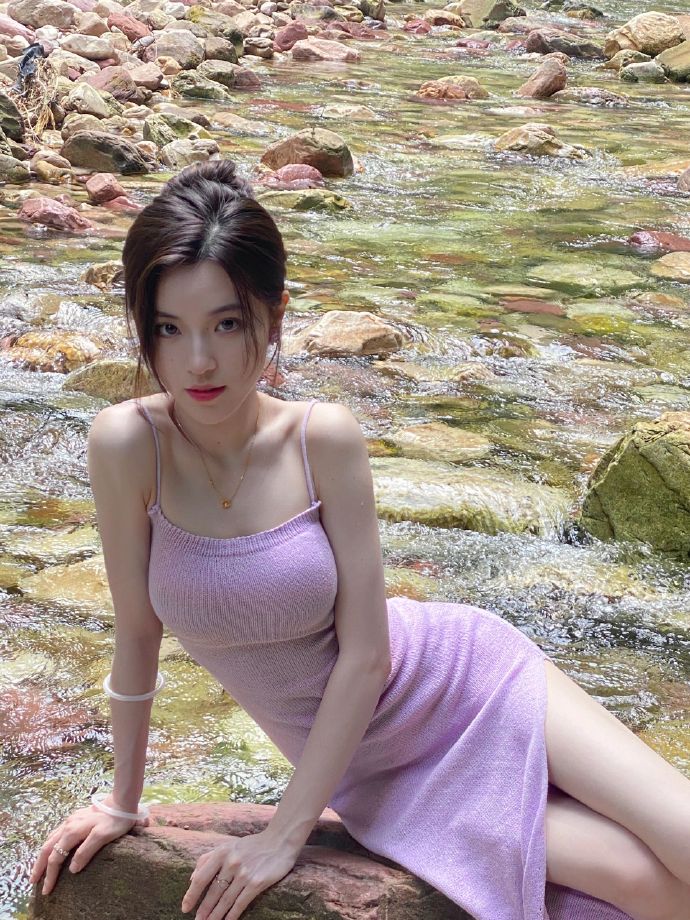 消失的她 封面
