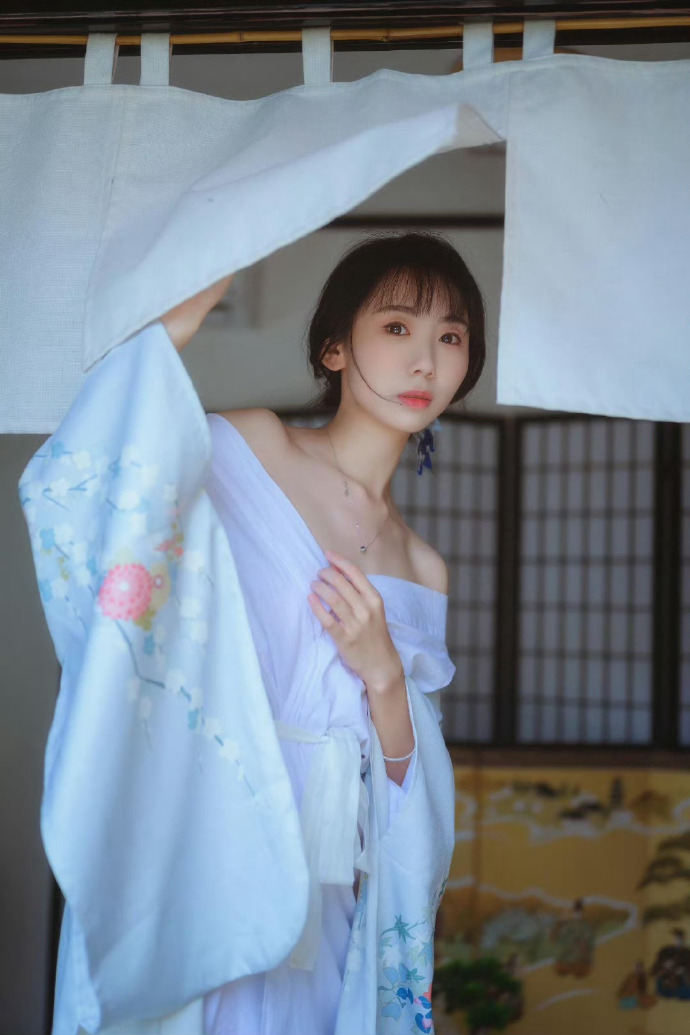 榴莲视频wu在线高清无广告观看_人物解析与看点- 观影指南 封面配图